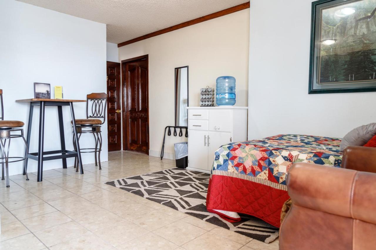 Playa Hermosa Inn At The Beach Ensenada Exterior photo
